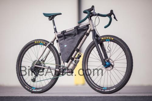 Moots Baxter avaliação e ficha técnica